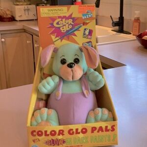 Stuffed animal New in the box with glow paint. Rare!